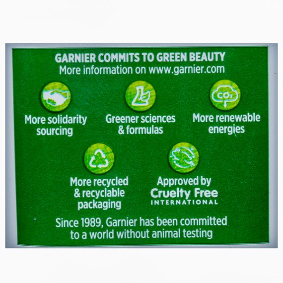 Garnier Bright Complete VITAMIN C Facewash 50 gm - Image 3